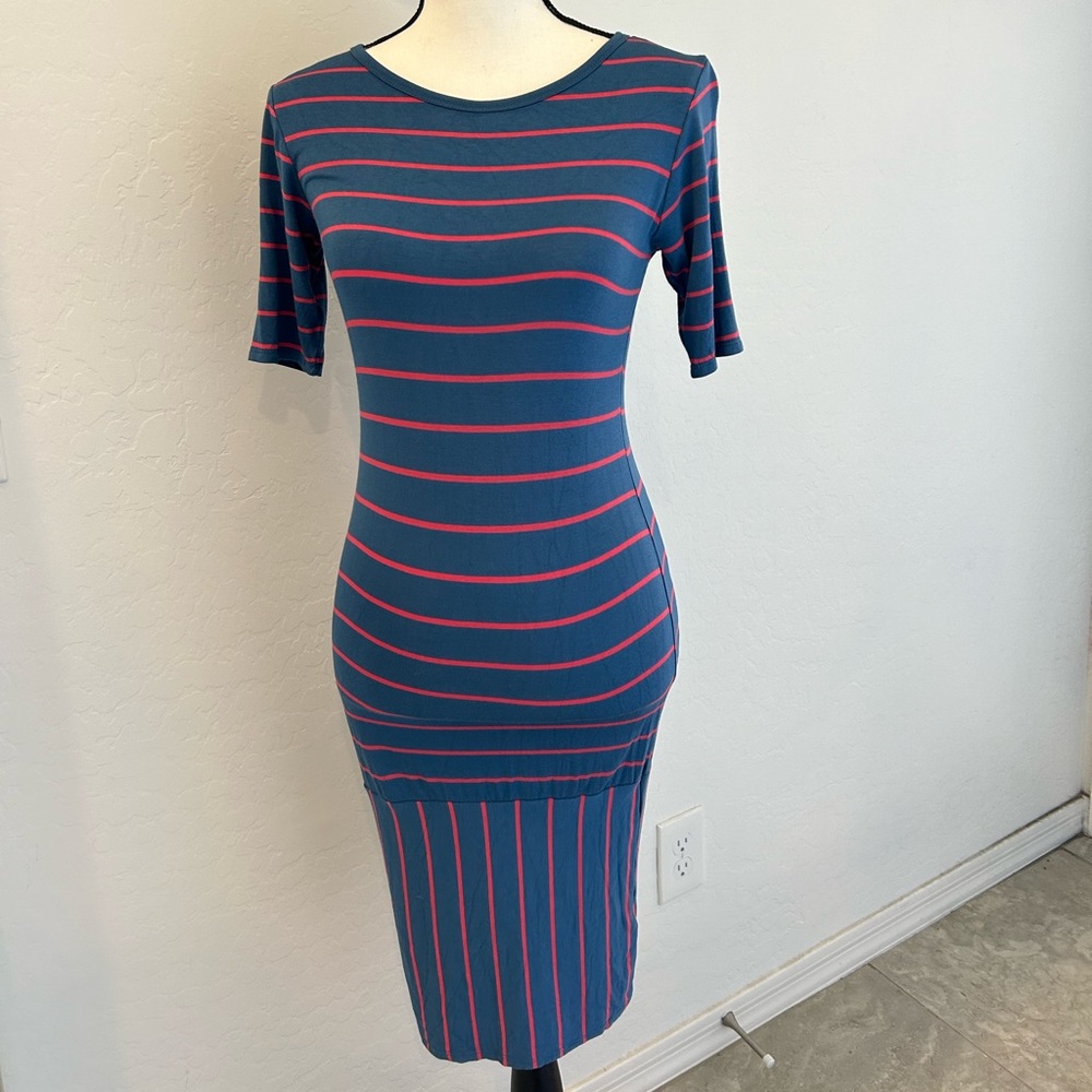 LuLaRoe Julia Soft Striped Dress I XS